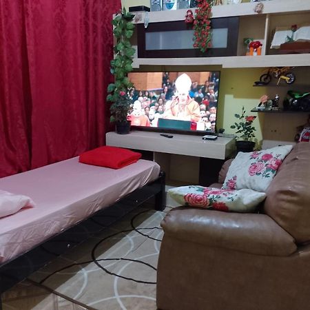 Casa Da Tia La Preco Unico Pela Casa Inteira, Cabem Ate 6 Pessoas Proximo Ao Santuario De Aparecida Villa Aparecida  Eksteriør bilde