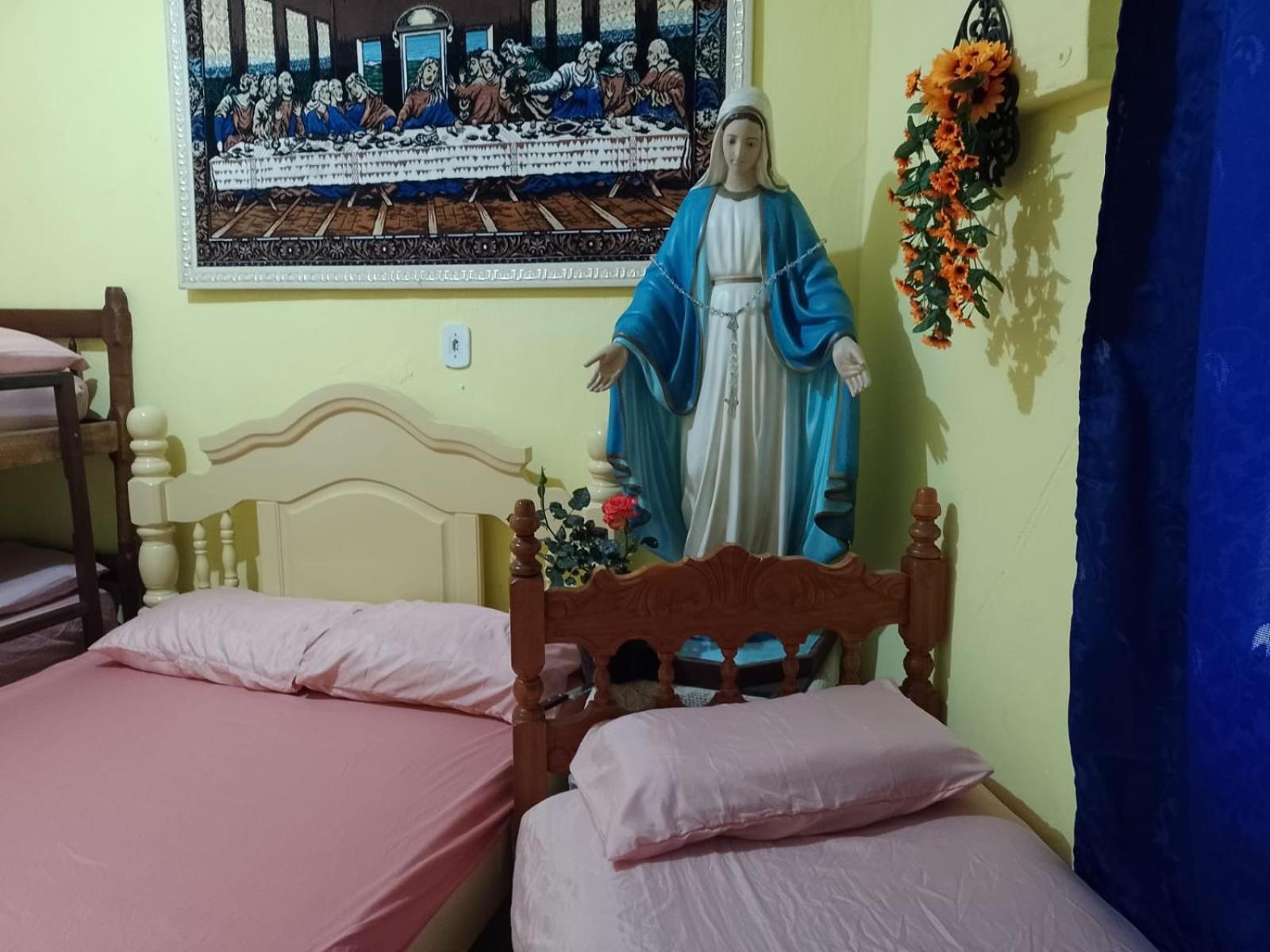 Casa Da Tia La Preco Unico Pela Casa Inteira, Cabem Ate 6 Pessoas Proximo Ao Santuario De Aparecida Villa Aparecida  Eksteriør bilde