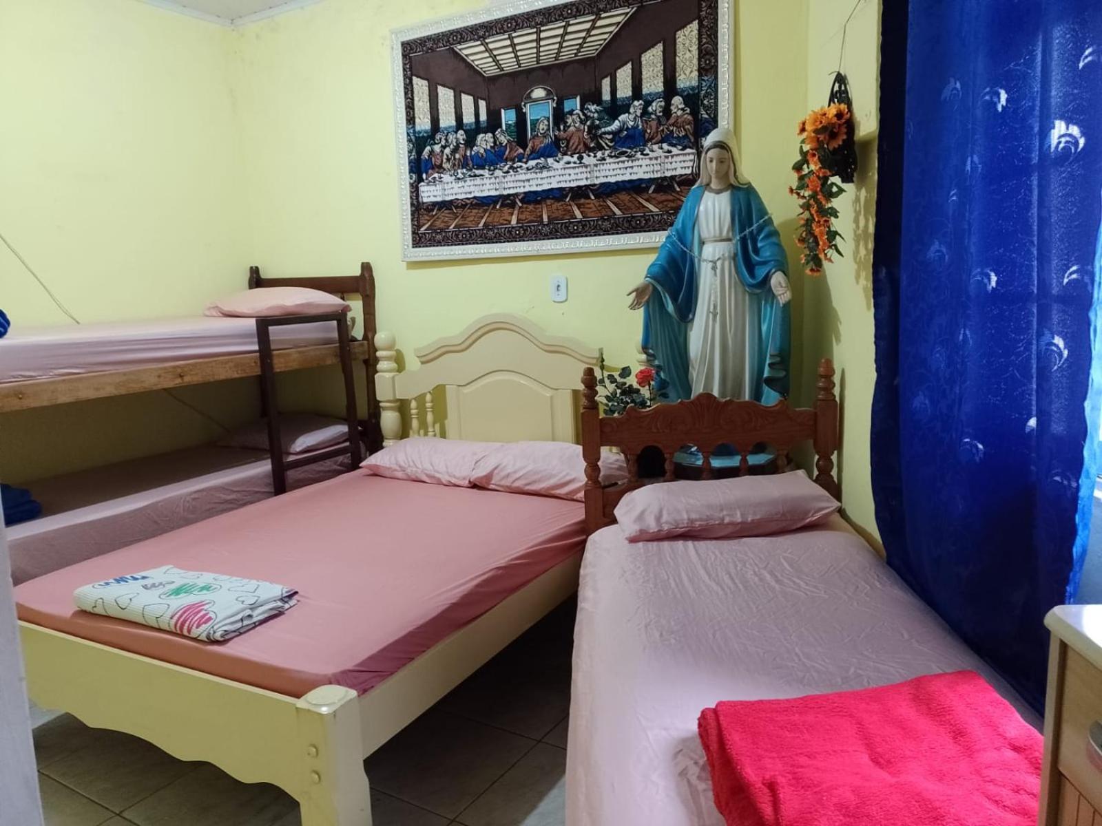 Casa Da Tia La Preco Unico Pela Casa Inteira, Cabem Ate 6 Pessoas Proximo Ao Santuario De Aparecida Villa Aparecida  Eksteriør bilde
