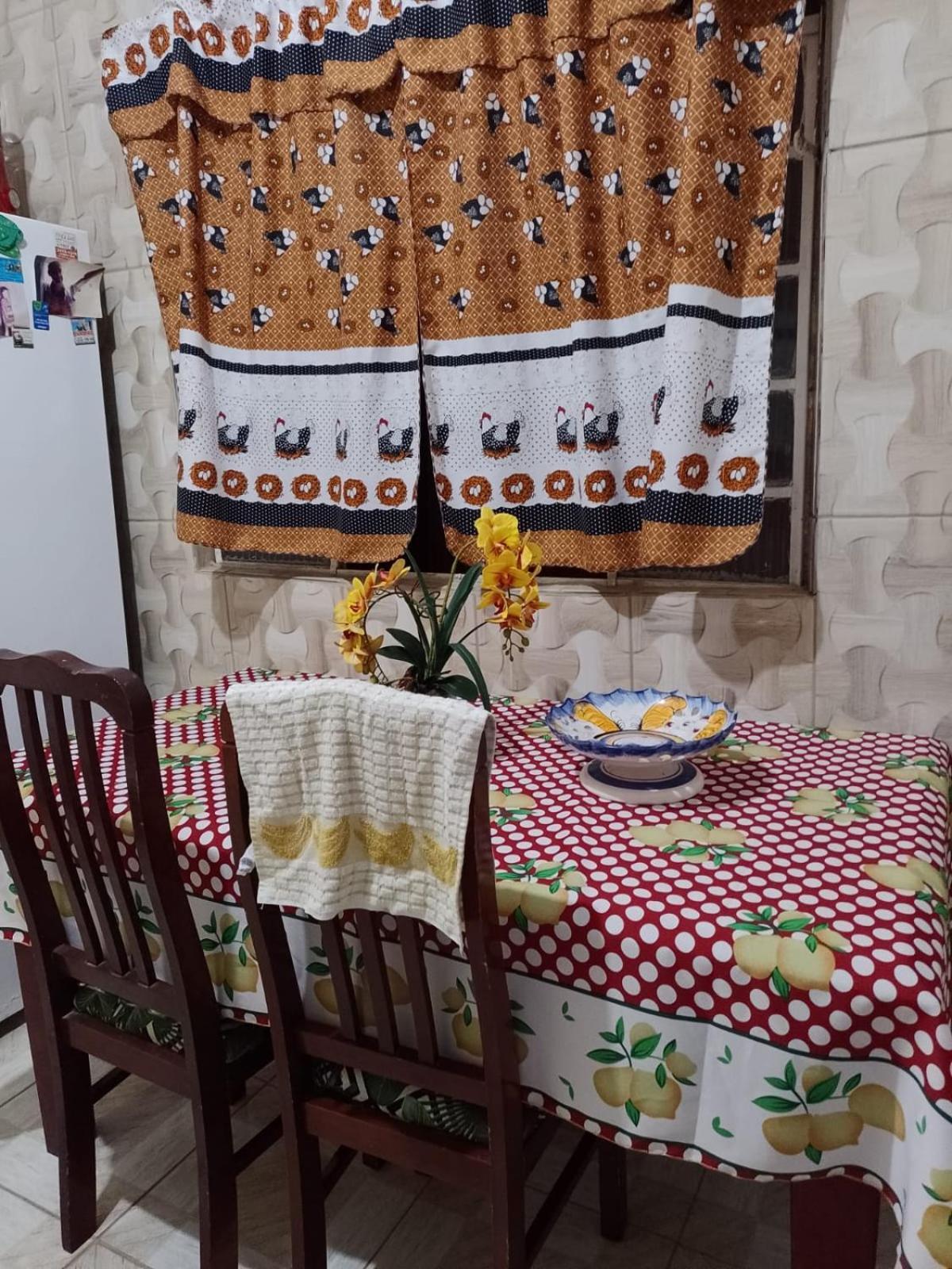 Casa Da Tia La Preco Unico Pela Casa Inteira, Cabem Ate 6 Pessoas Proximo Ao Santuario De Aparecida Villa Aparecida  Eksteriør bilde